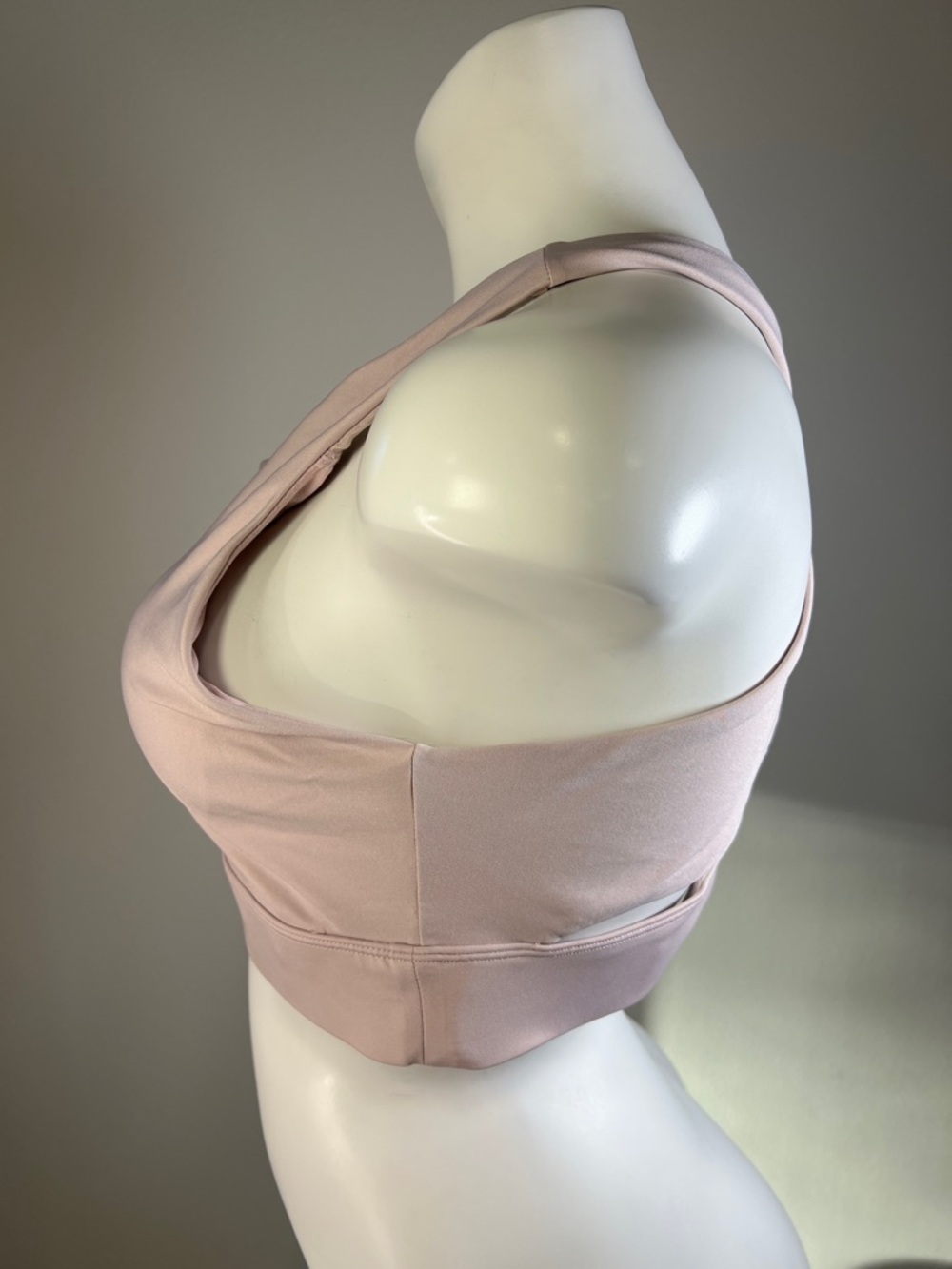 Fabletics Light Mauve High-Neck Sports Bra with Logo Band L/XL - Picture 4 of 8